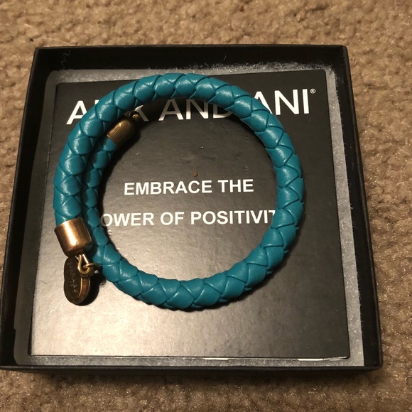 Alex and Ani Jewelry - NWOT Alex & ani bracelet